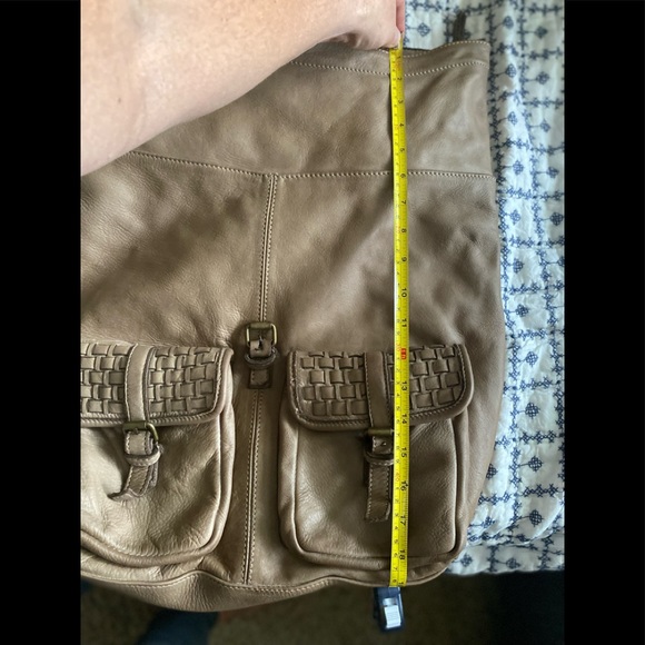 Verapelle Italian Leather convertible backpack - Picture 8 of 8